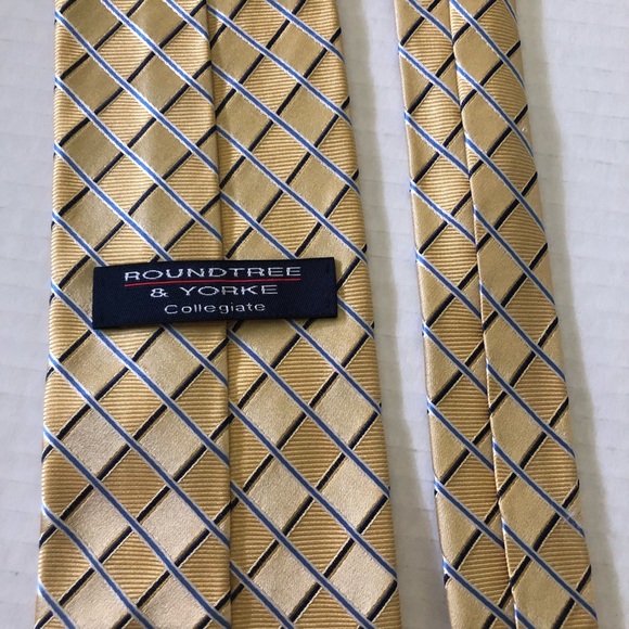 Men’s Tie - Picture 3 of 3